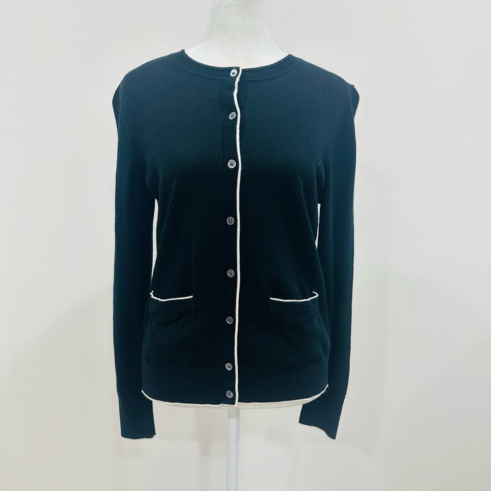 Banana Republic Extra Fine Merino Wool Crew Neck Cardigan,Size M‎ Black White